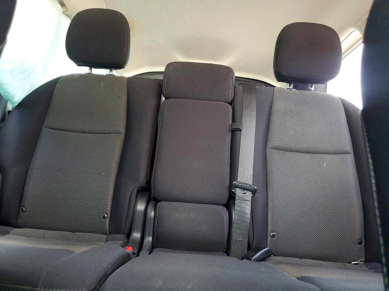 Nissan Pathfinder S