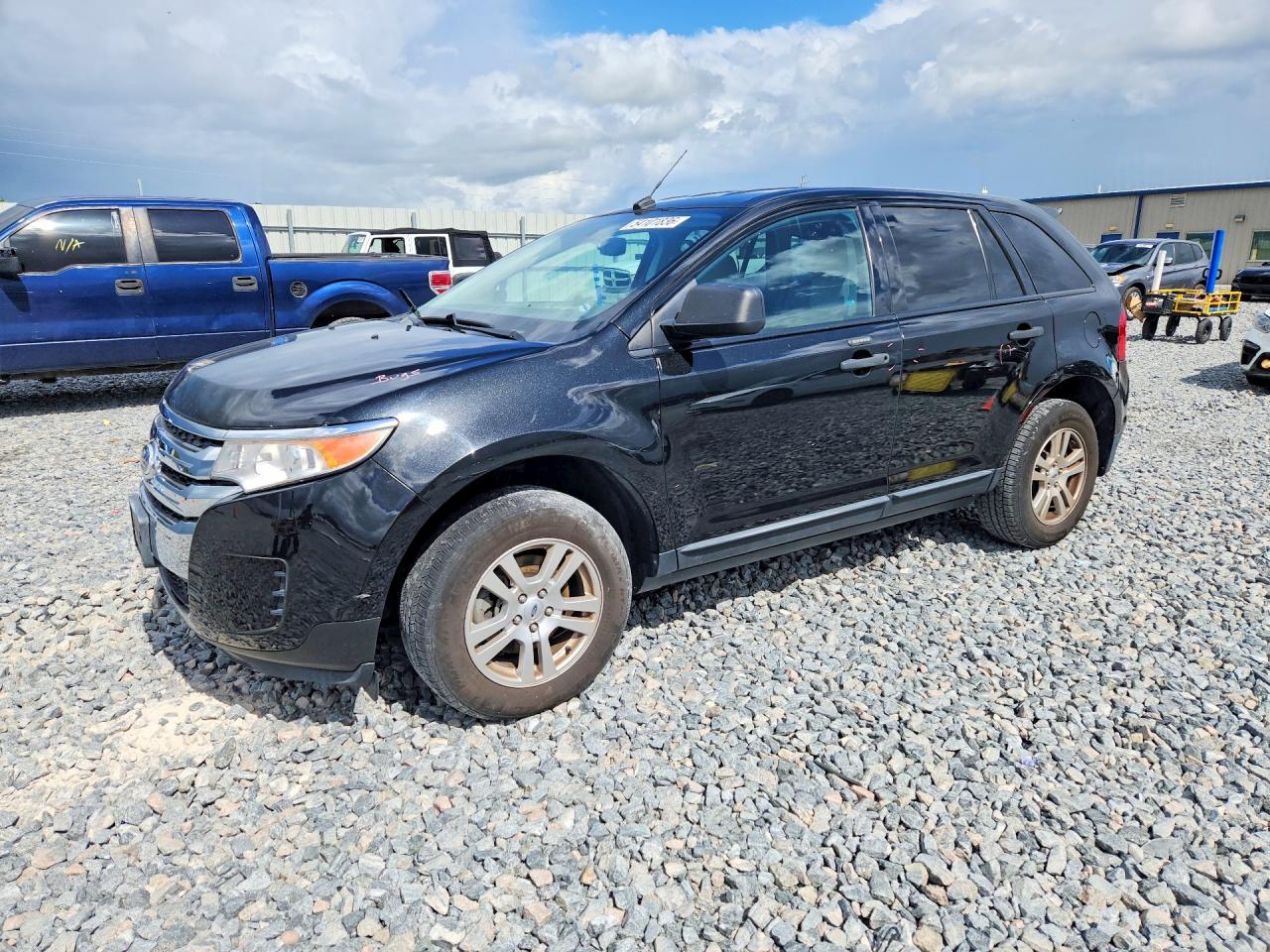Salvage Ford Edge Image