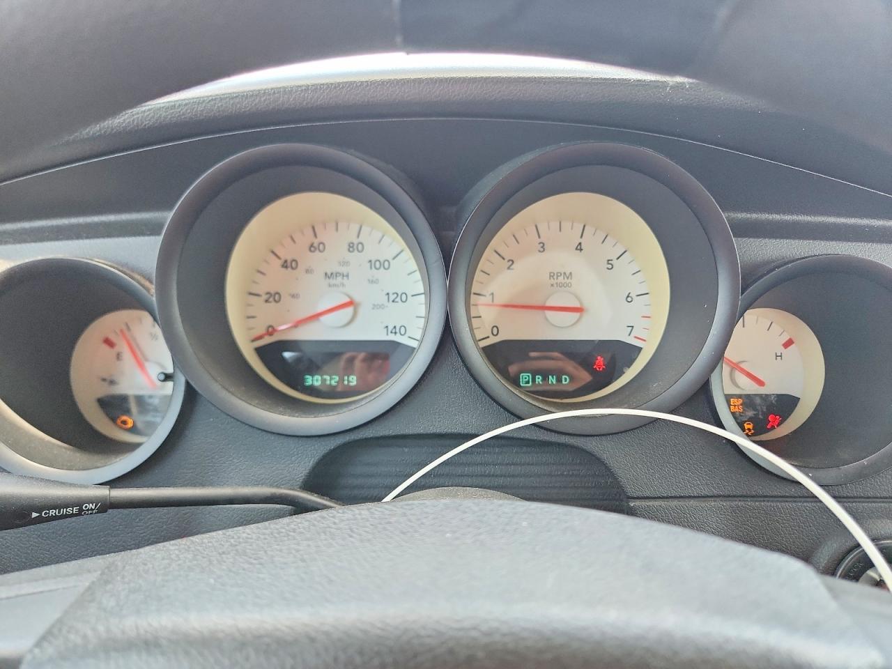 Dodge Charger Se
