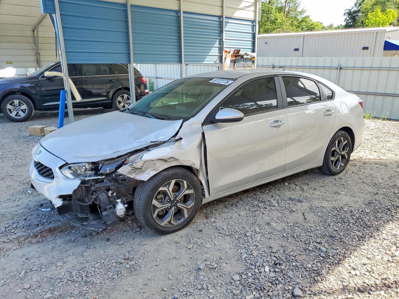 Salvage Kia Forte Image
