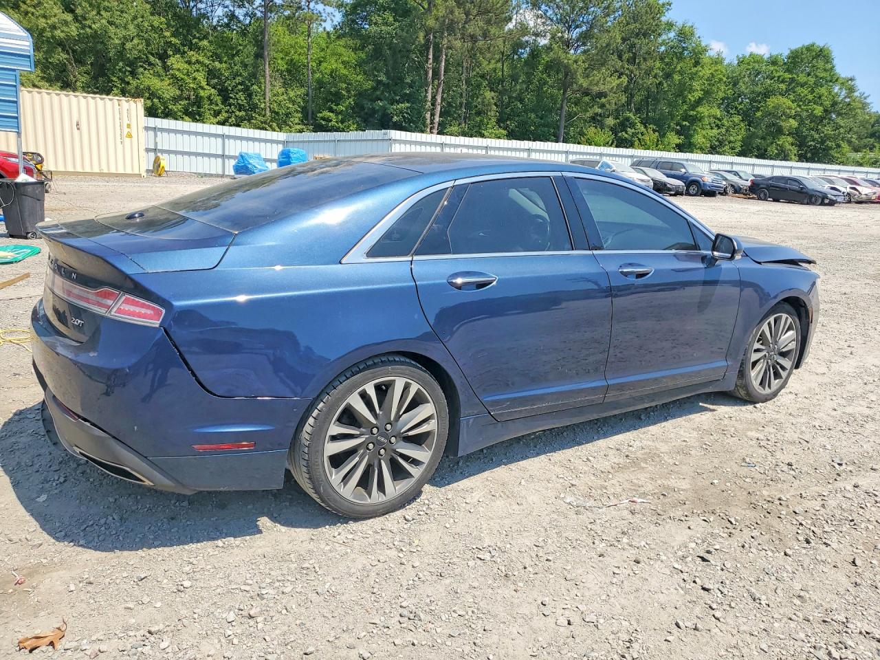 Lincoln MKZ Reserve