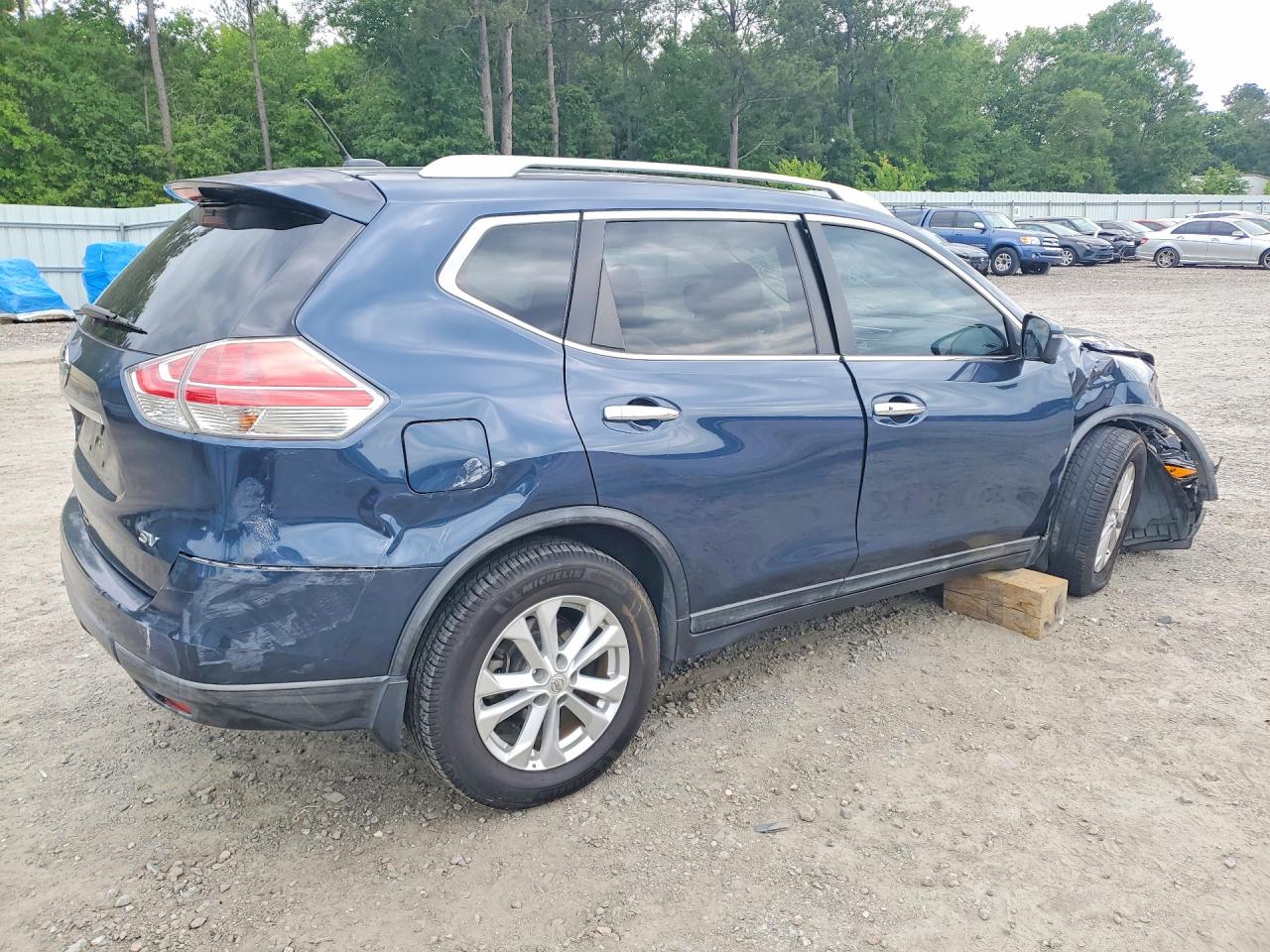 Nissan Rogue Sv