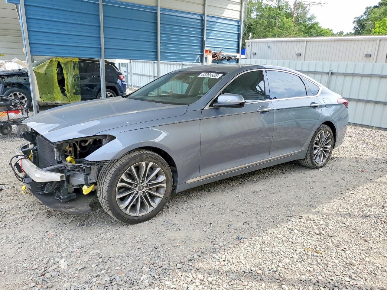Salvage Hyundai Genesis Image