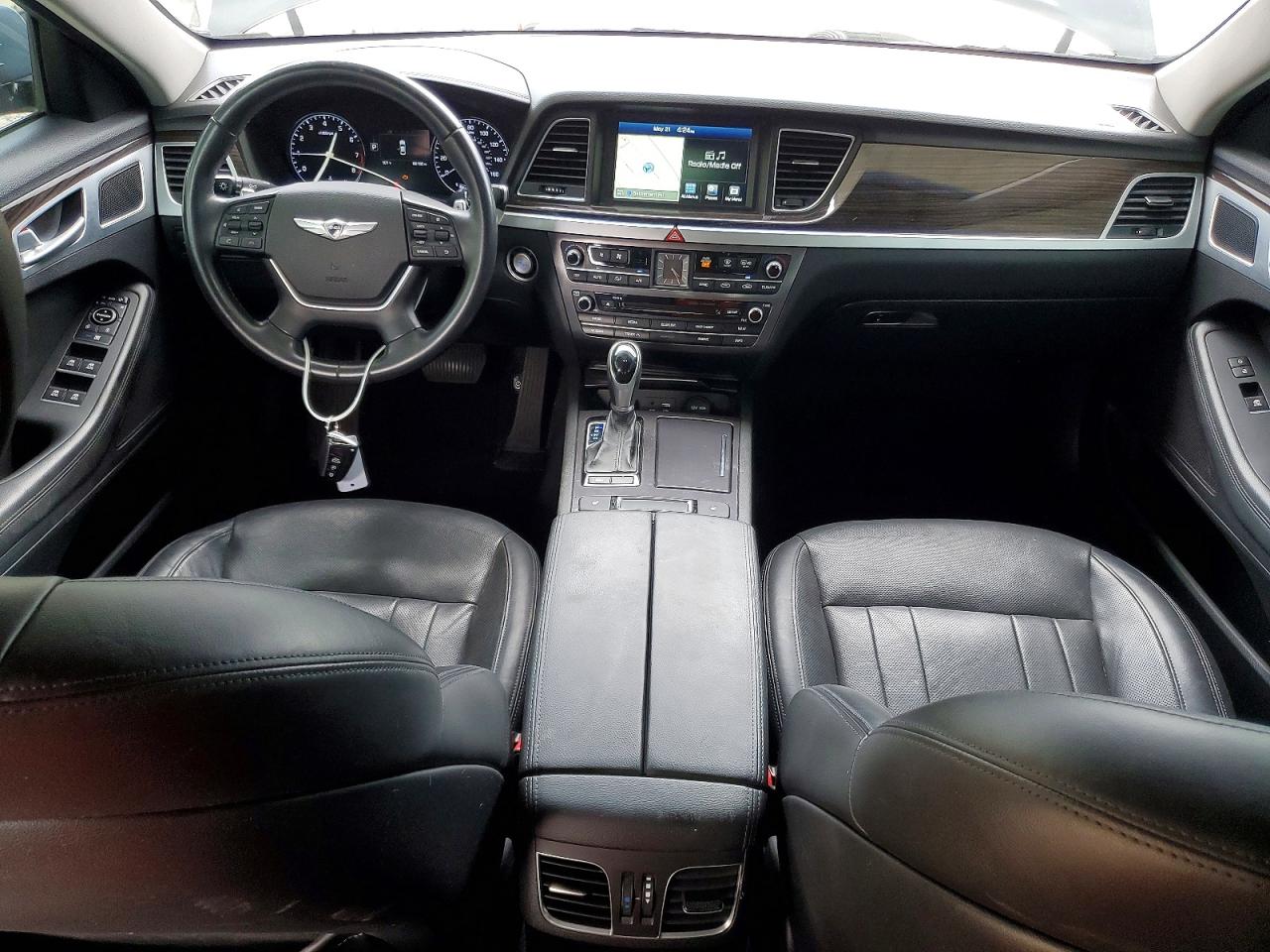 Hyundai Genesis 3.8l
