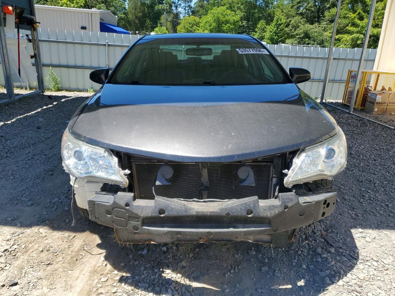 Toyota Camry Se V6