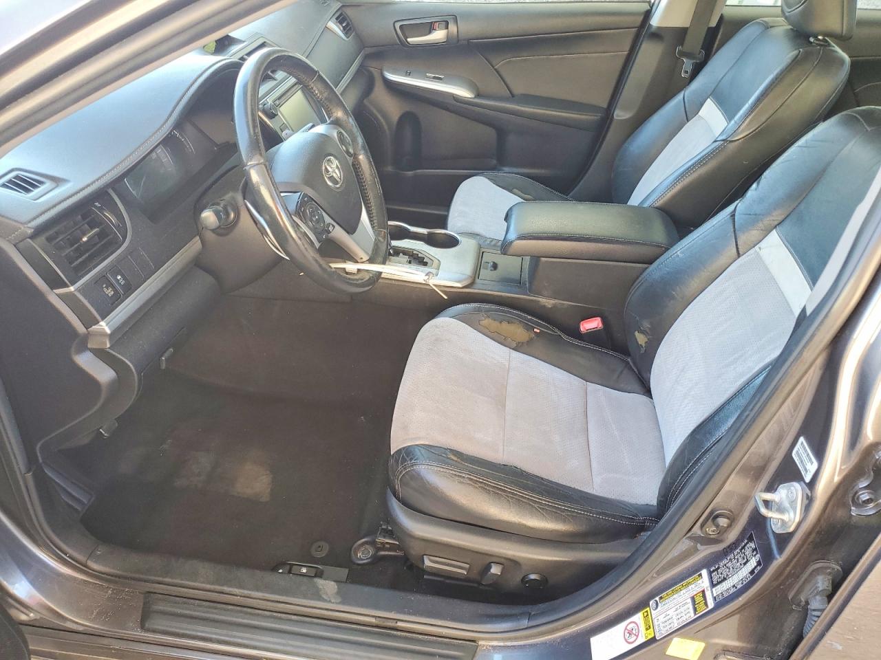 Toyota Camry Se V6