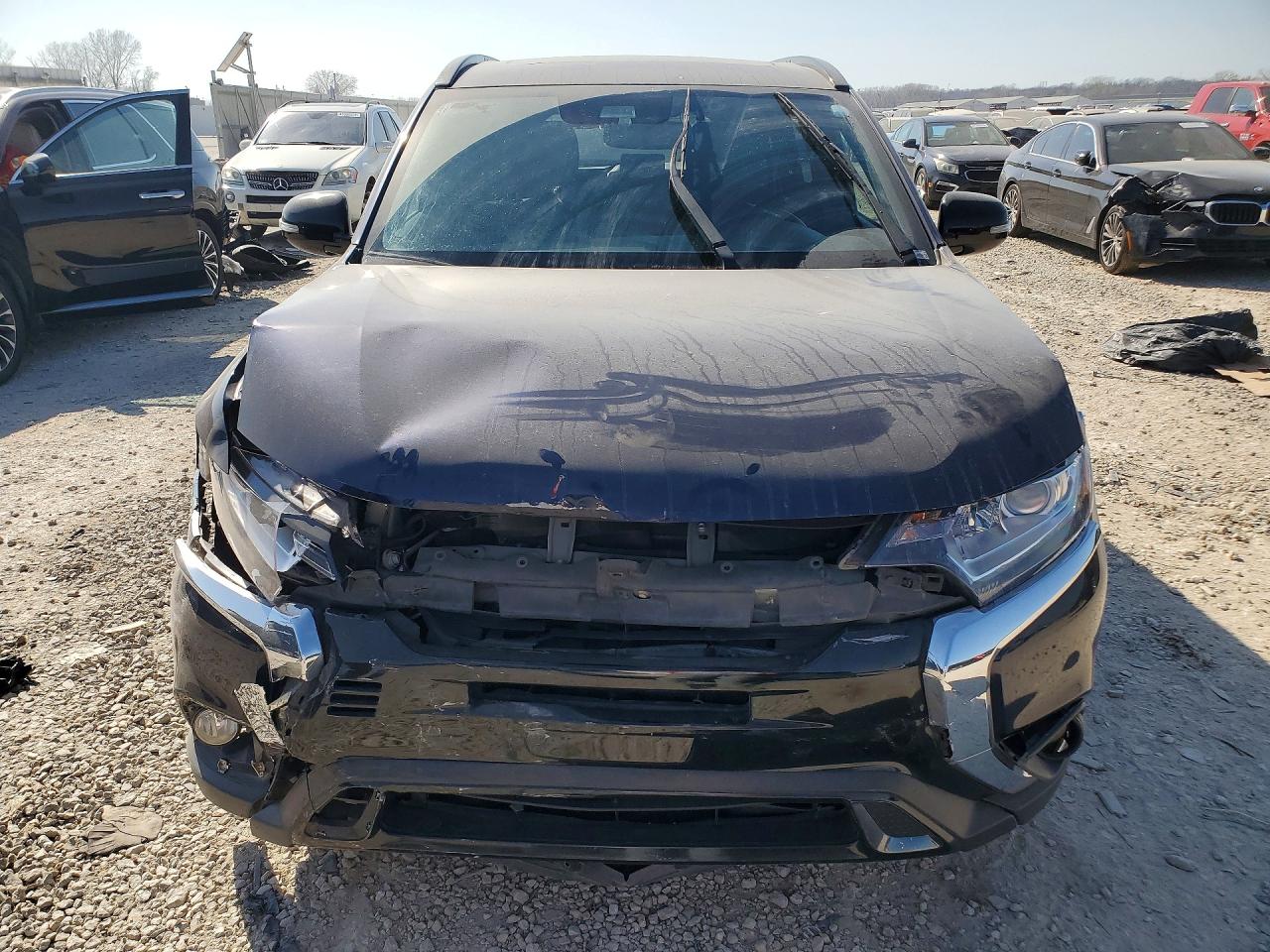 Mitsubishi Outlander Se