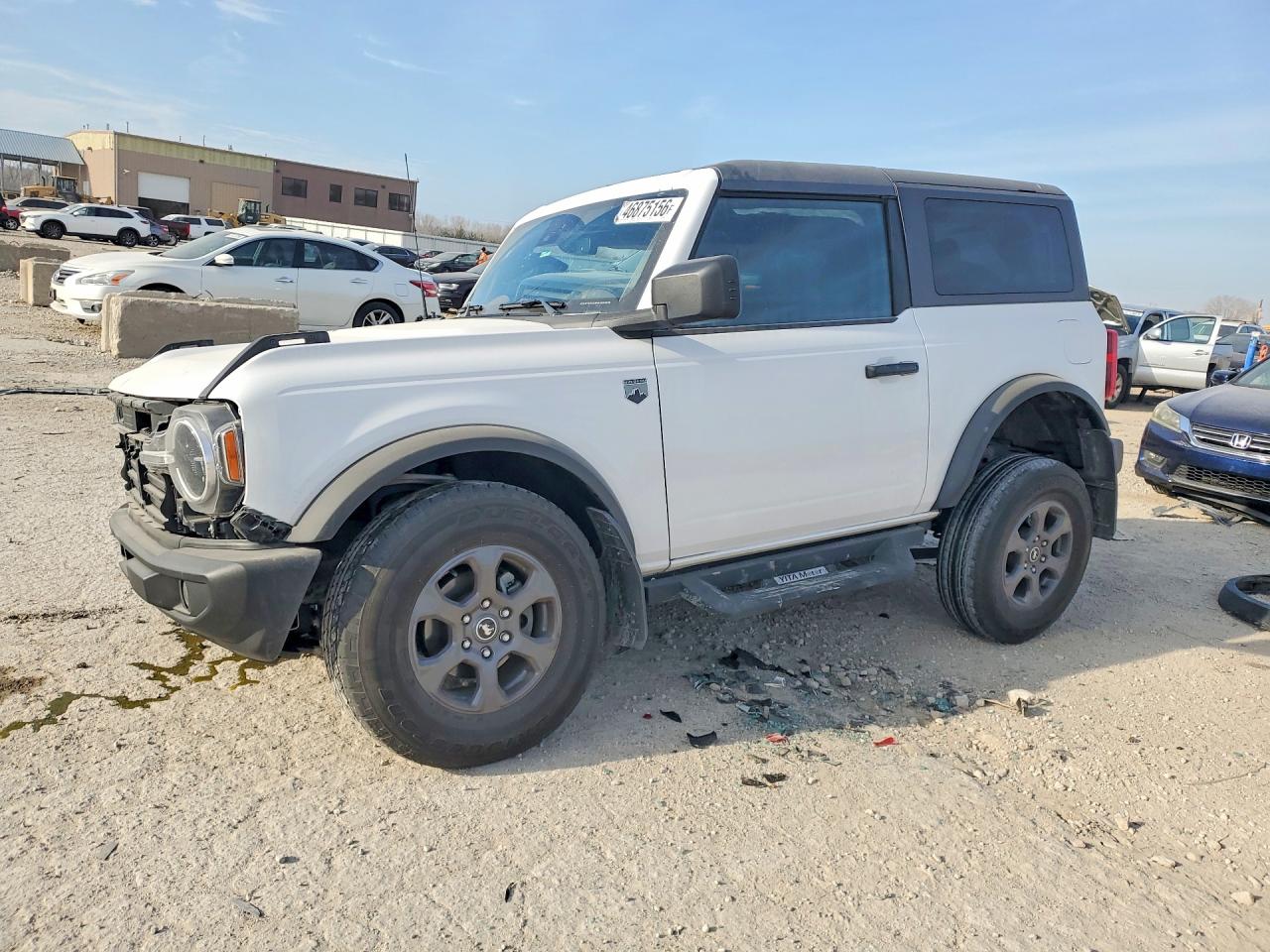 Salvage Ford Bronco Image