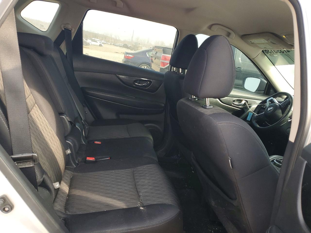 Nissan Rogue Sv