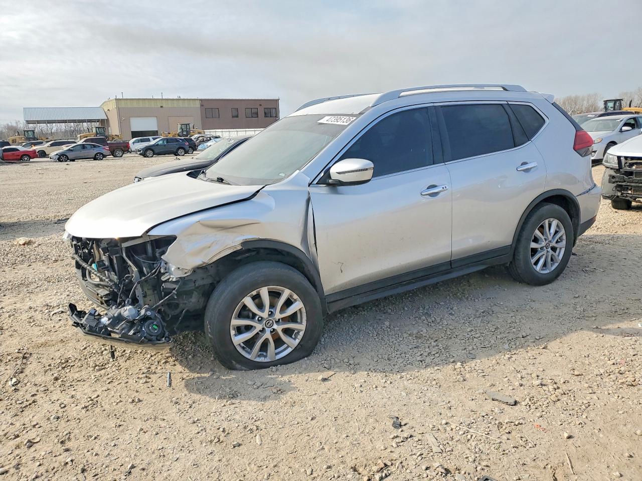 Salvage Nissan Rogue Image