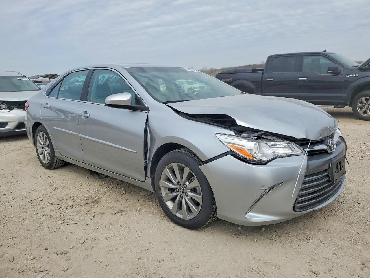 Toyota Camry Xle
