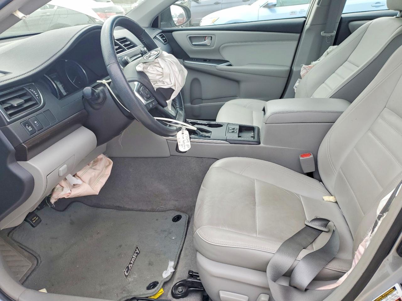 Toyota Camry Xle