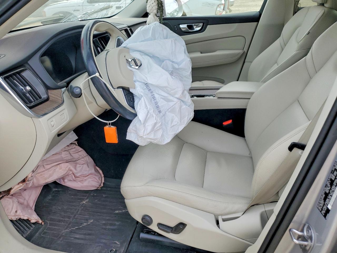 Volvo Xc60 B5 Mo B5 Momentum