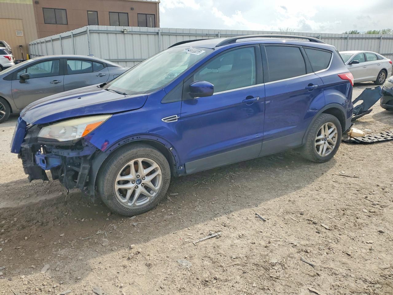 Salvage Ford Escape Image