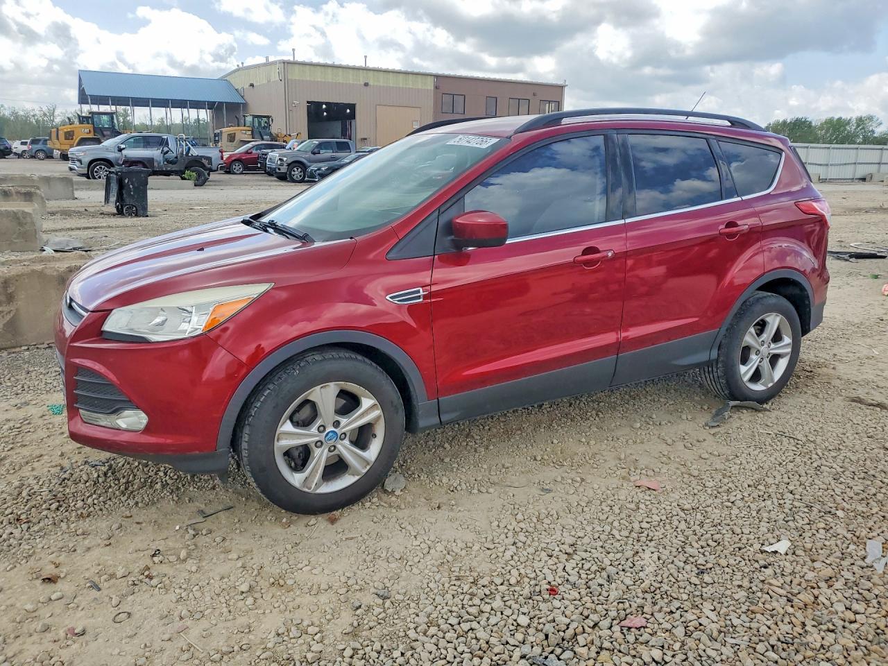 Salvage Ford Escape Image