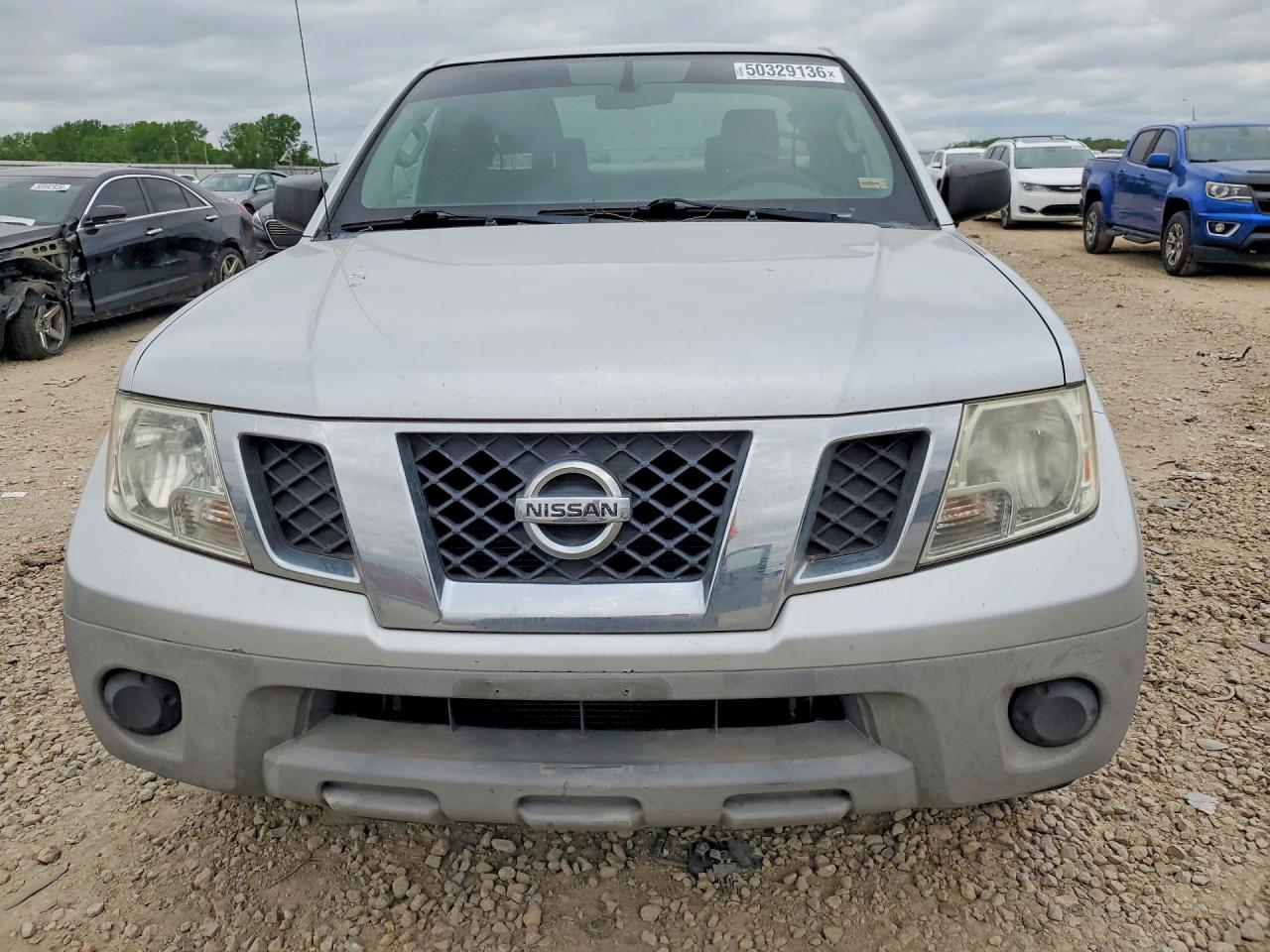 Nissan Frontier S
