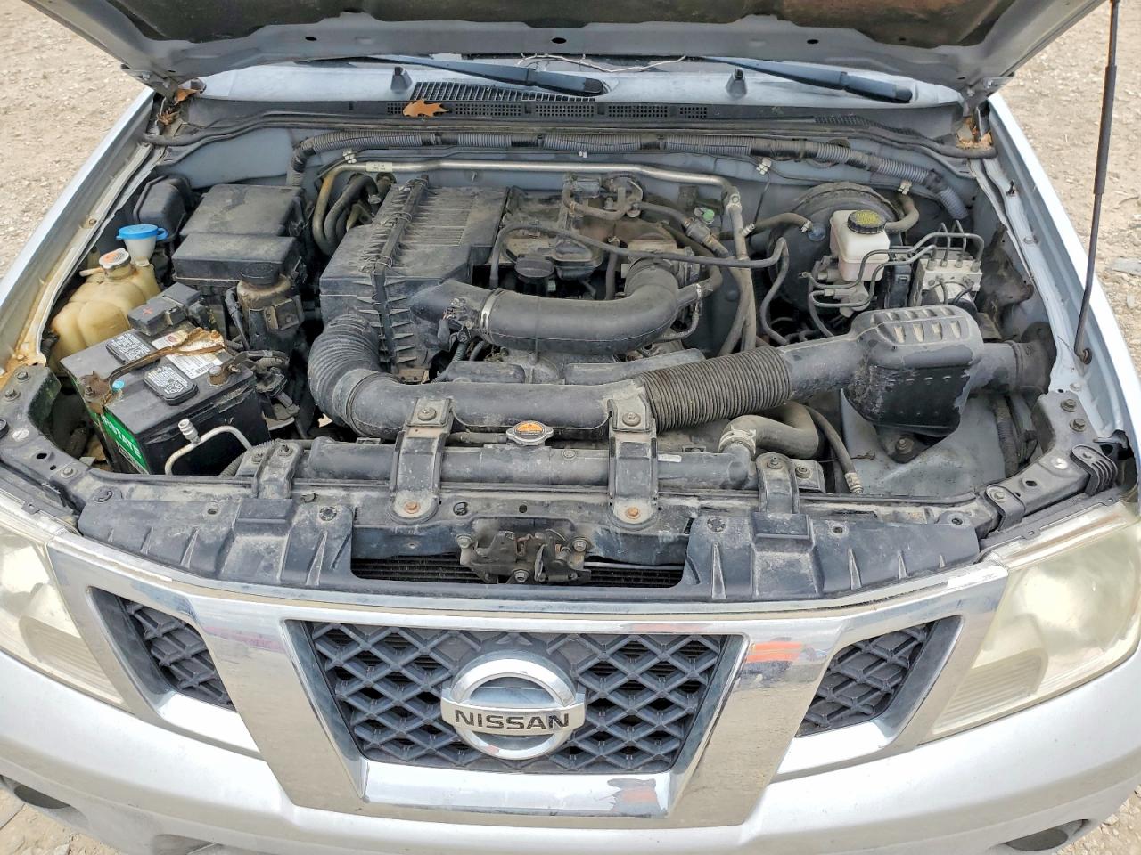 Nissan Frontier S