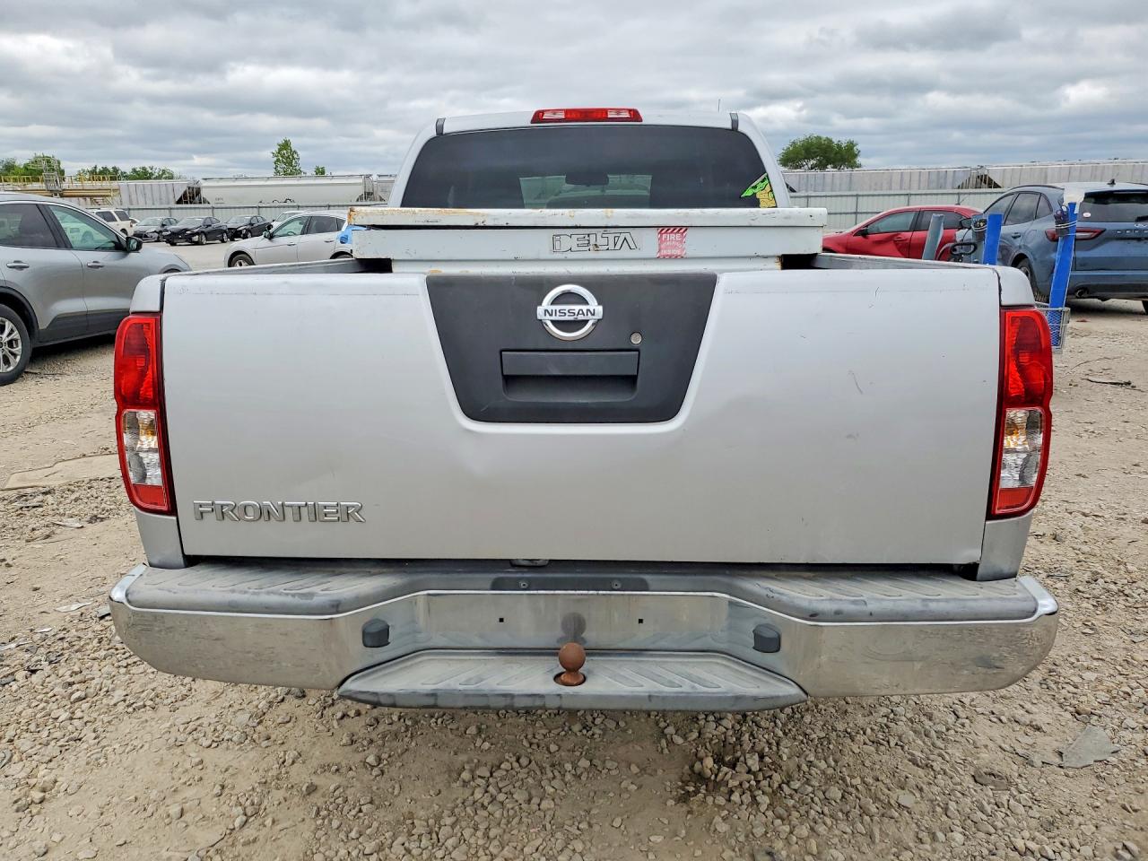 Nissan Frontier S