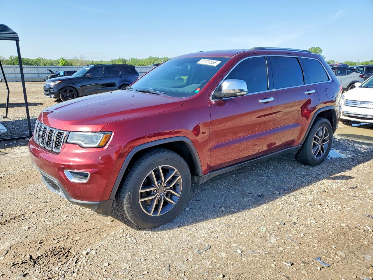 Salvage Jeep Grand Cherokee Image