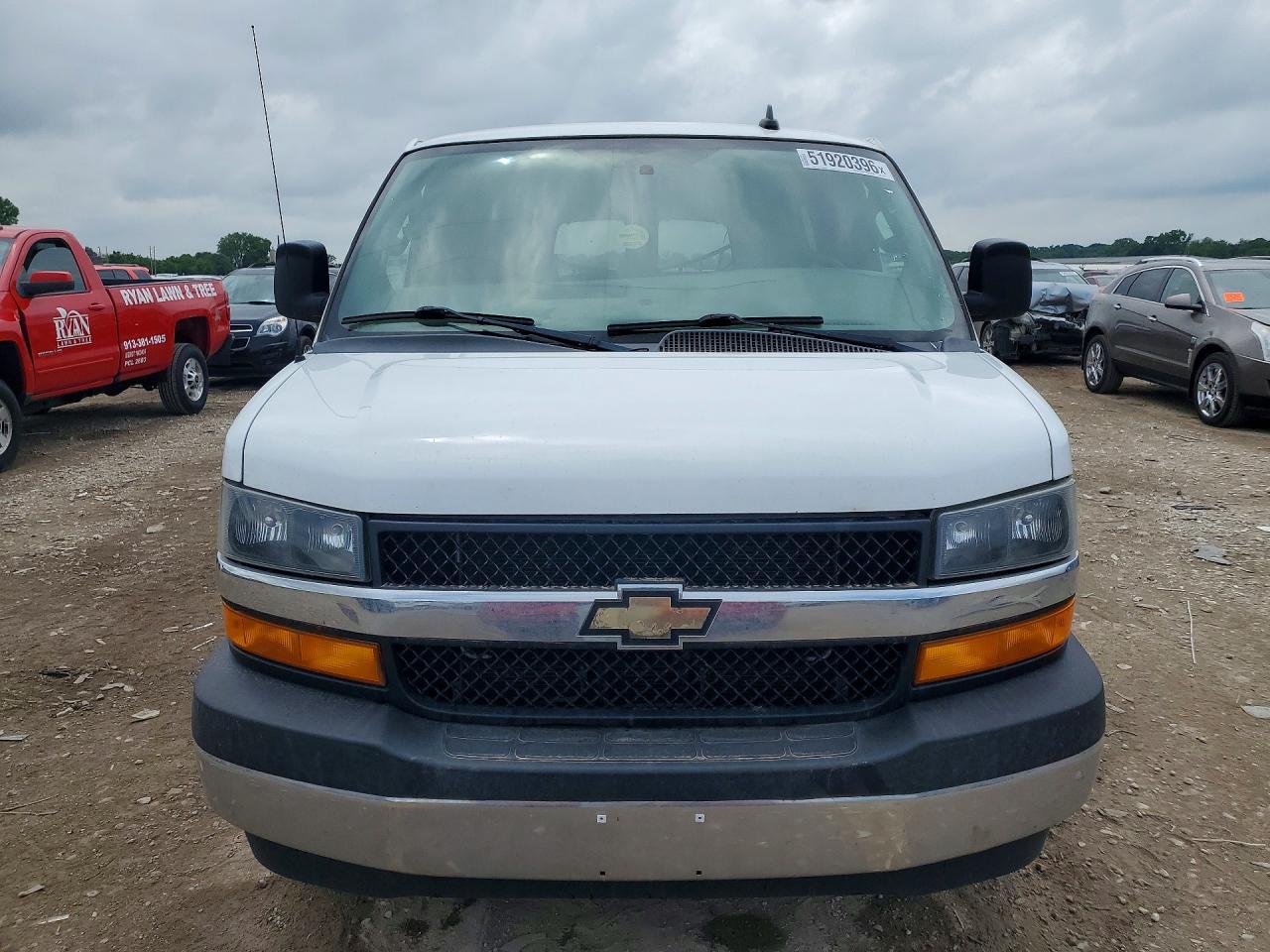 Chevrolet Express Lt