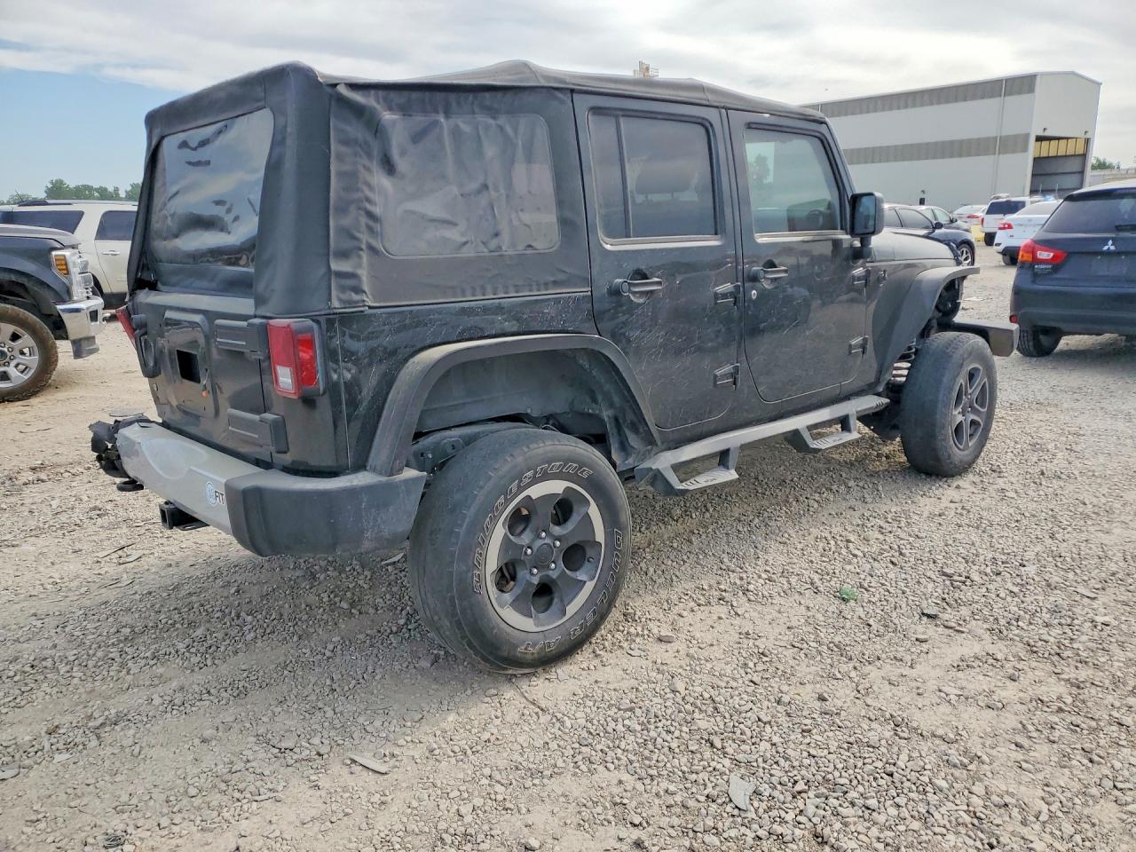 Jeep Wrangler Sahara