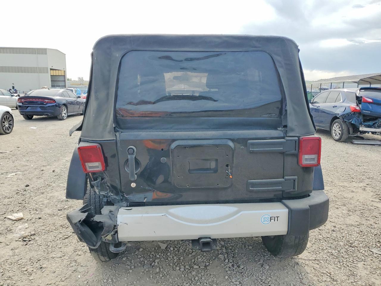 Jeep Wrangler Sahara