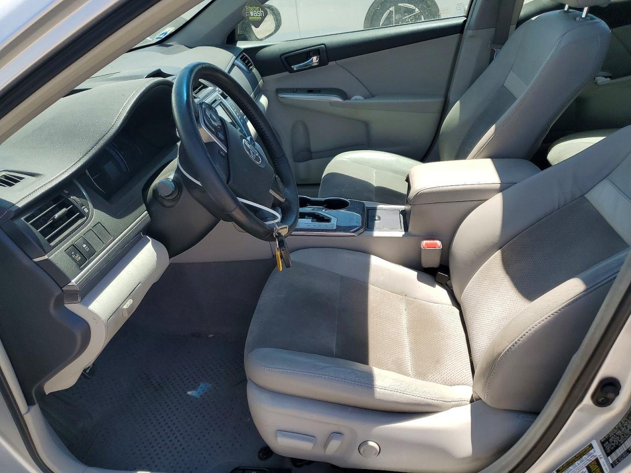 Toyota Camry Xle