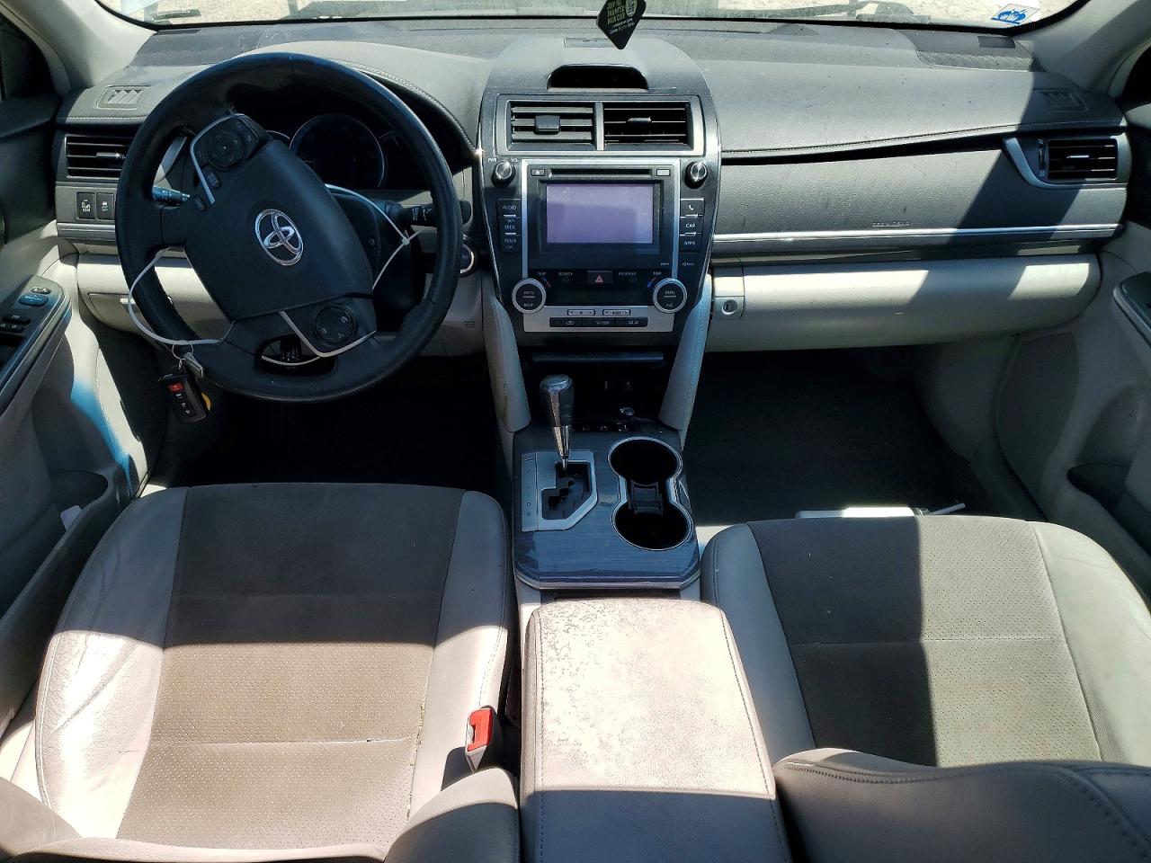 Toyota Camry Xle