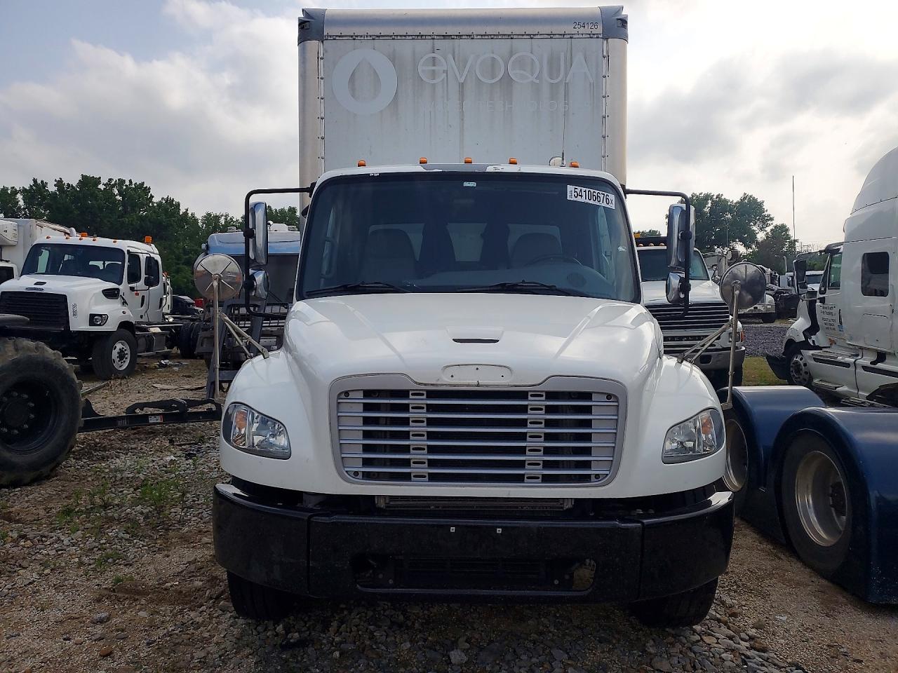 Freightliner M2 106 Medium Duty