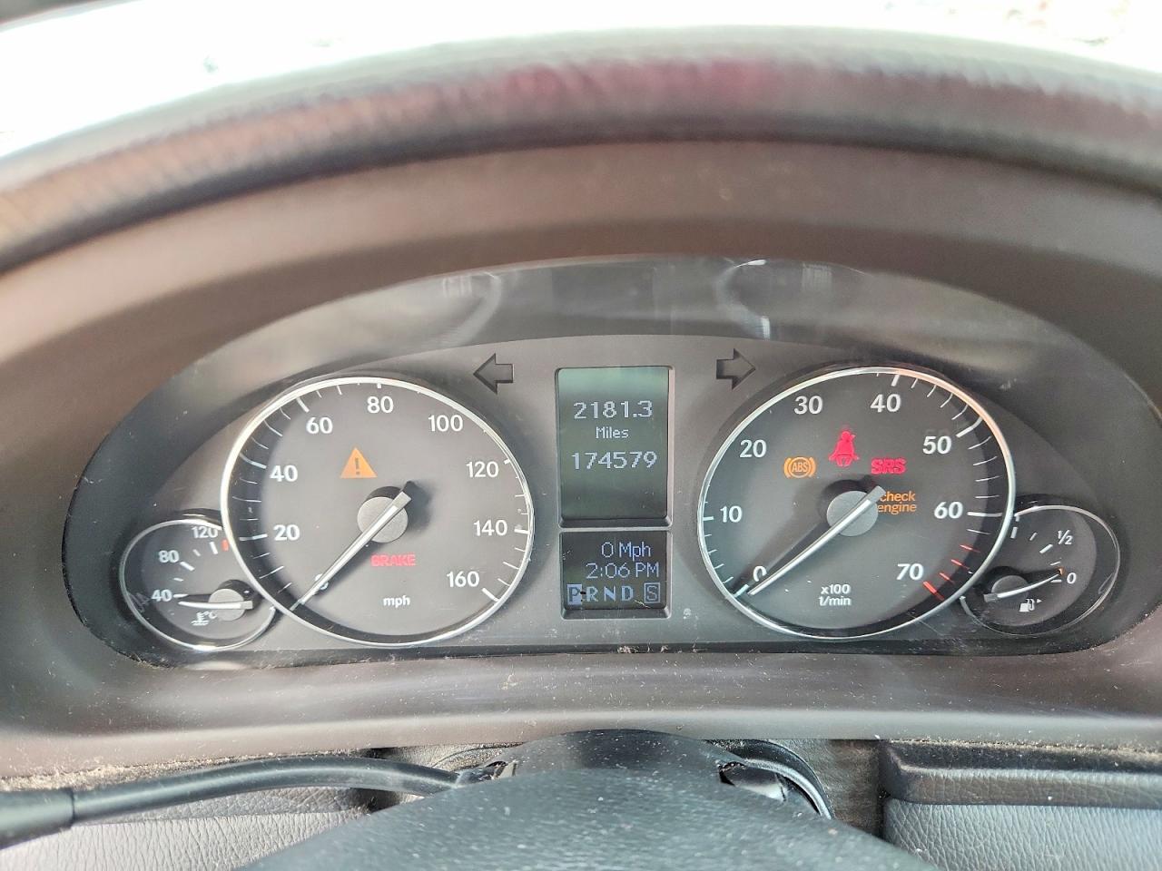 Mercedes-Benz C-Class 230