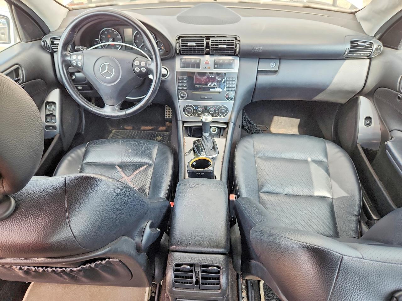 Mercedes-Benz C-Class 230