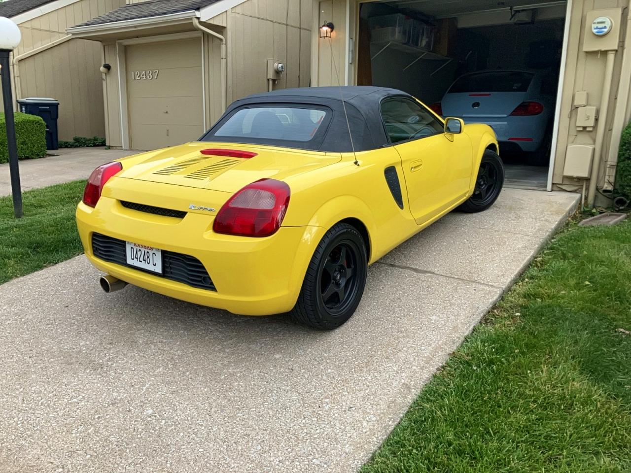 Toyota MR2 Spyder