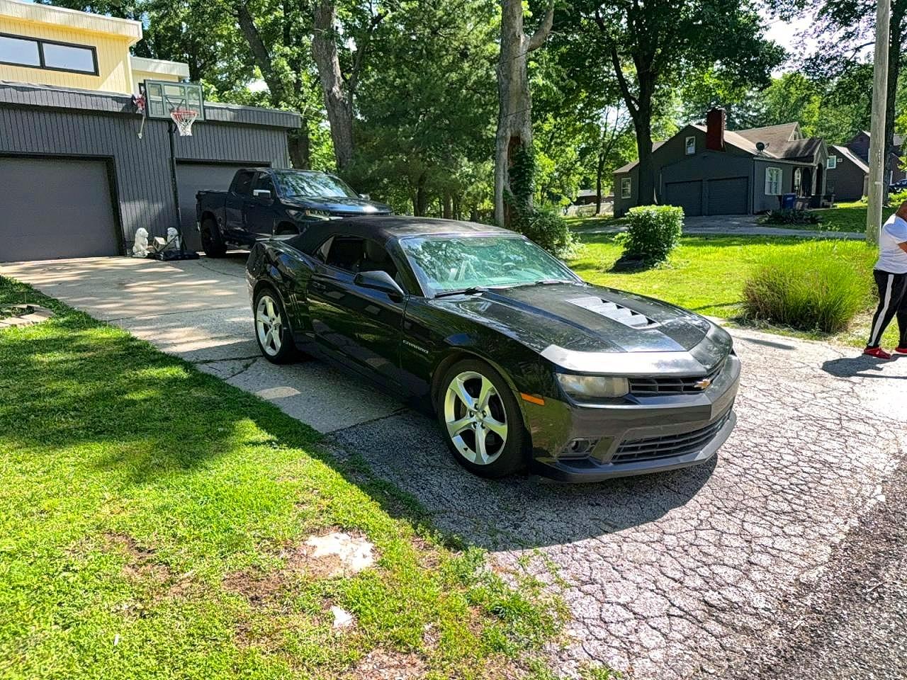 Salvage Chevrolet Camaro Image