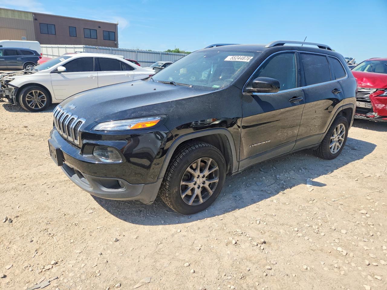 Salvage Jeep Cherokee Image