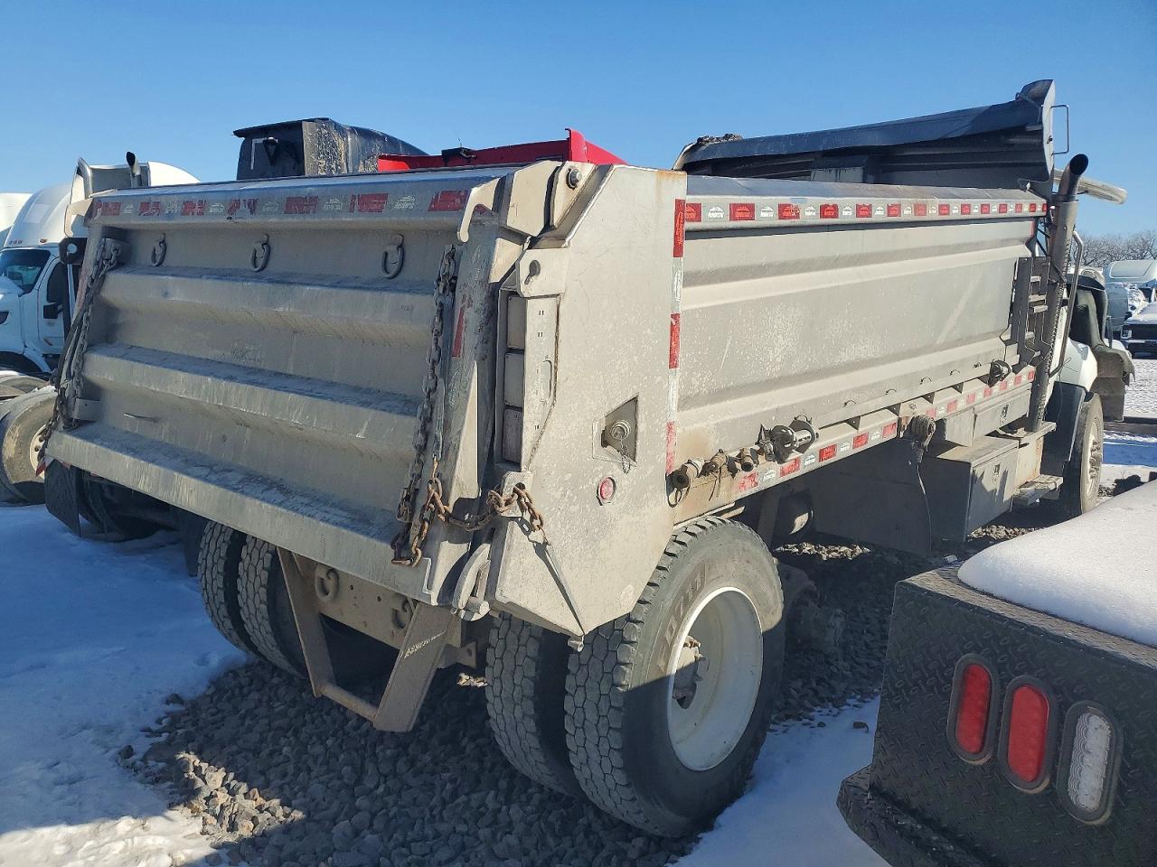 Freightliner 108sd