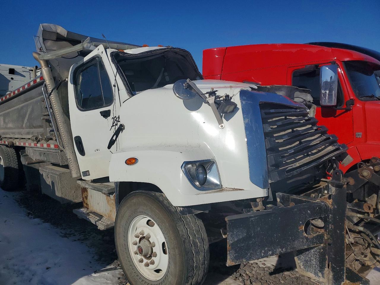 Freightliner 108sd