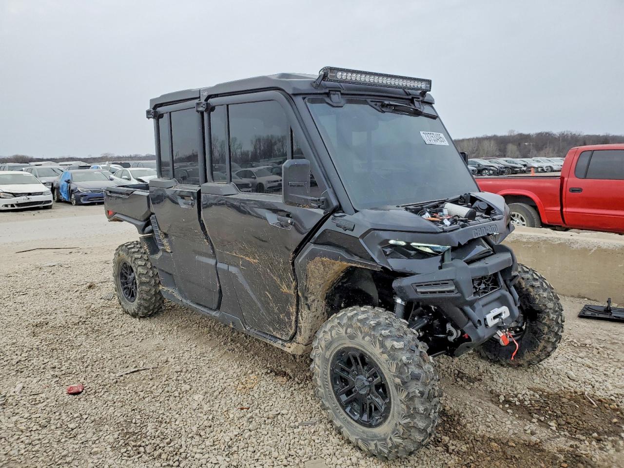 Salvage Can-Am Defender M Image