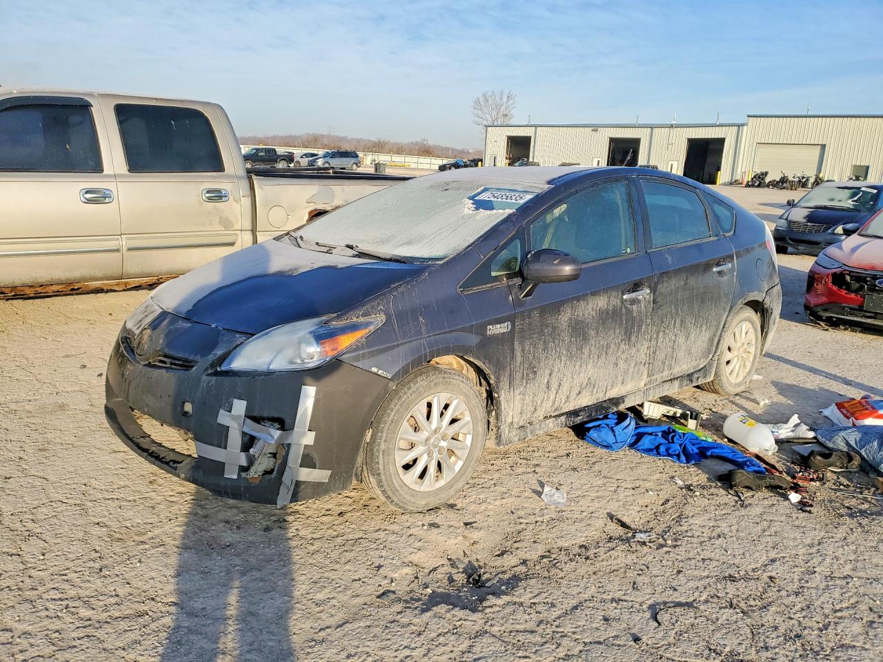 Salvage Toyota Prius Image