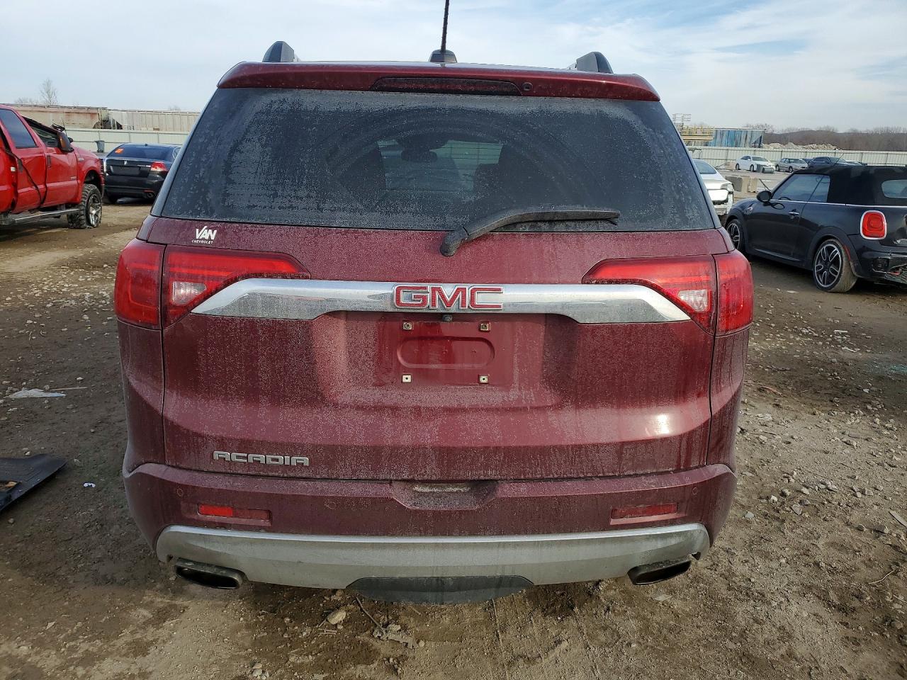 GMC Acadia Denali