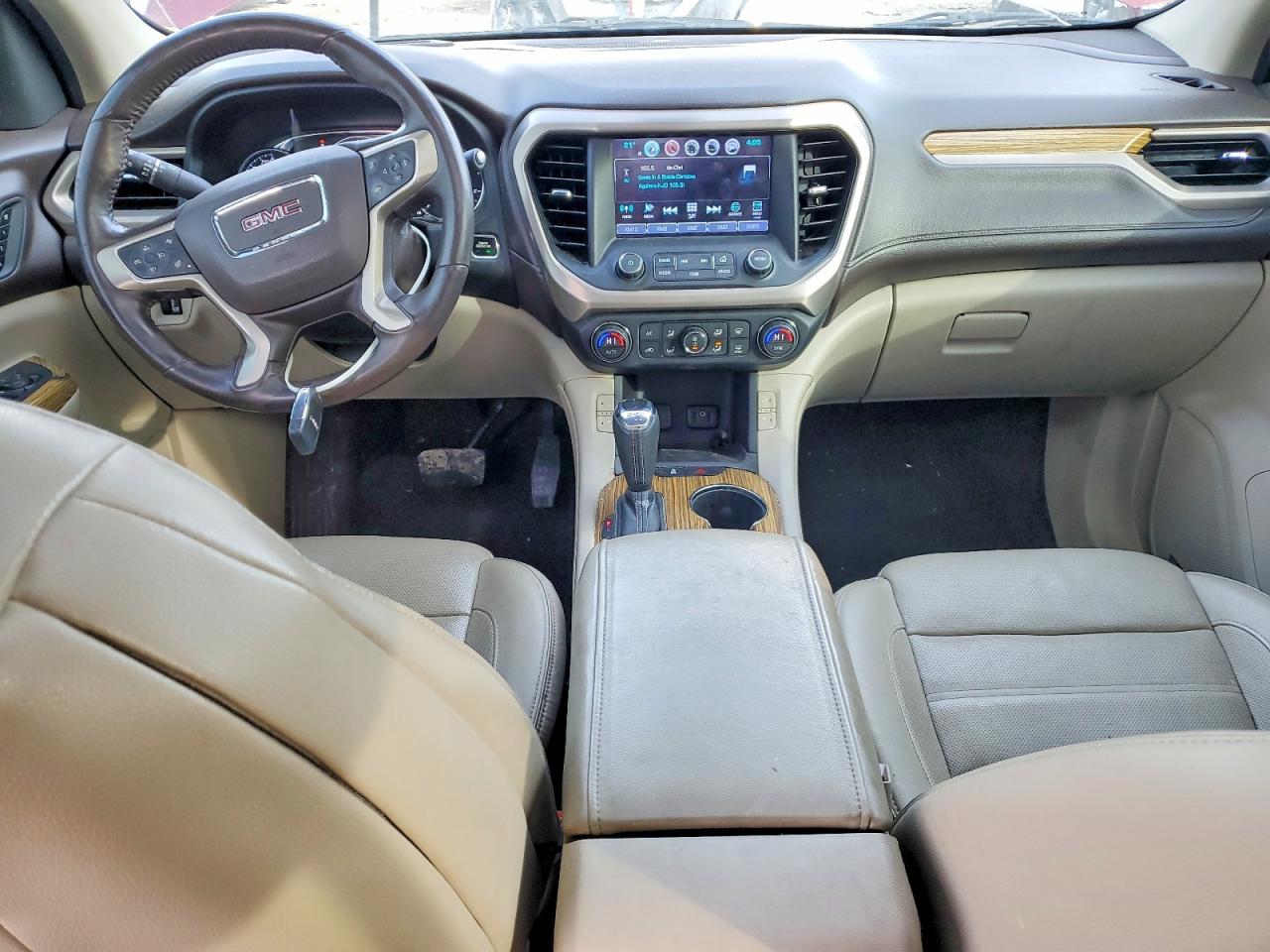 GMC Acadia Denali