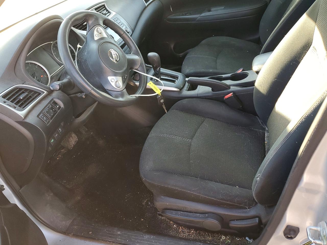 Nissan Sentra S