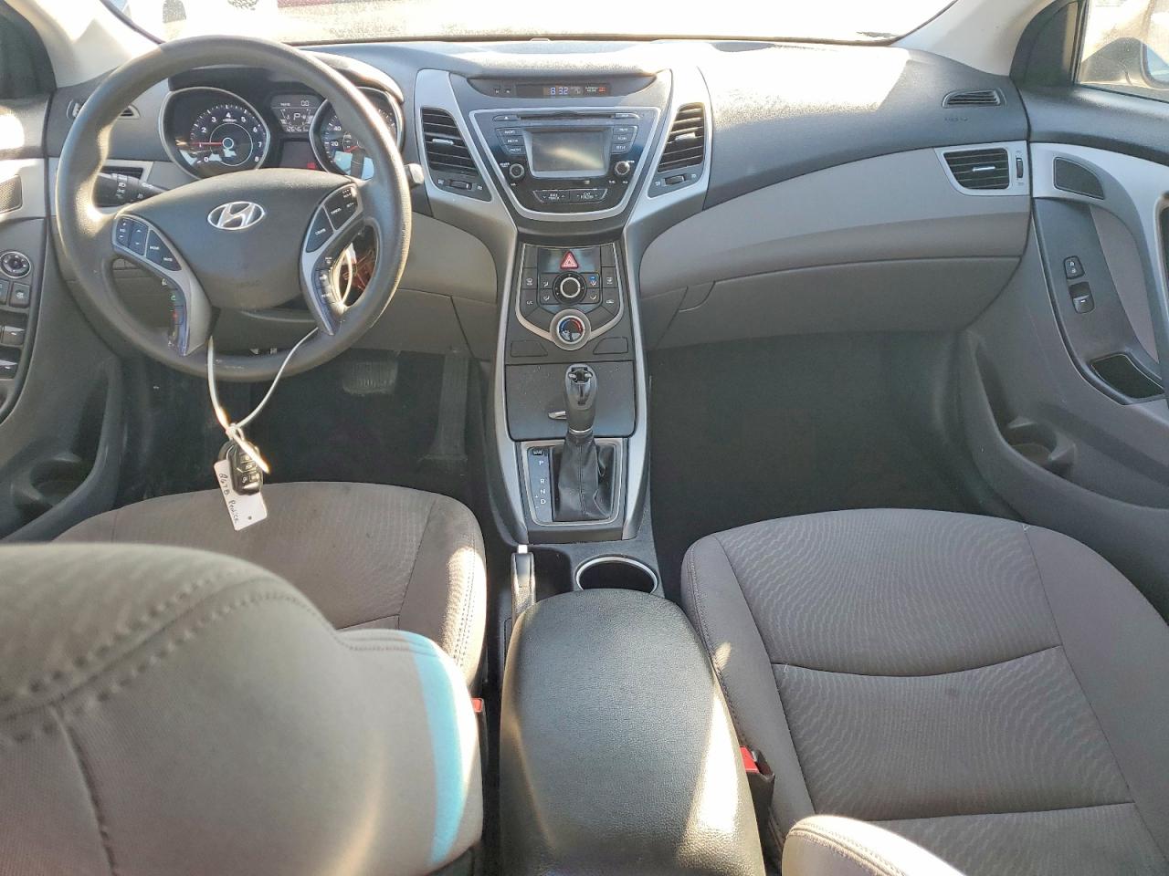 Hyundai ELANTRA Se