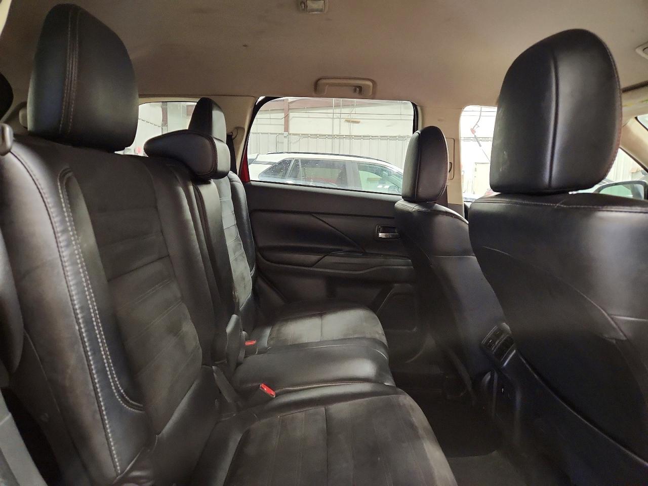 Mitsubishi Outlander Se