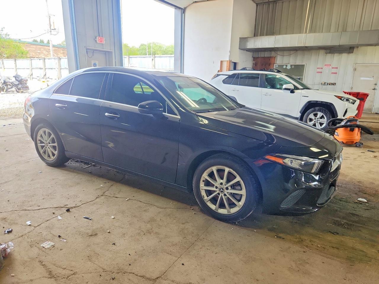 Mercedes-Benz A-Class 220 4matic