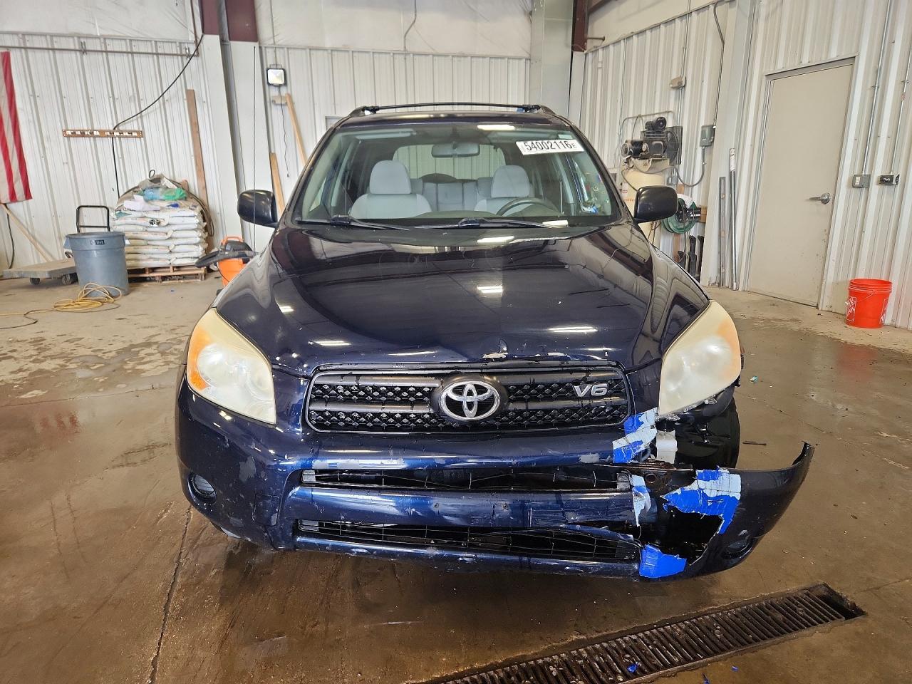 Toyota RAV4 Base