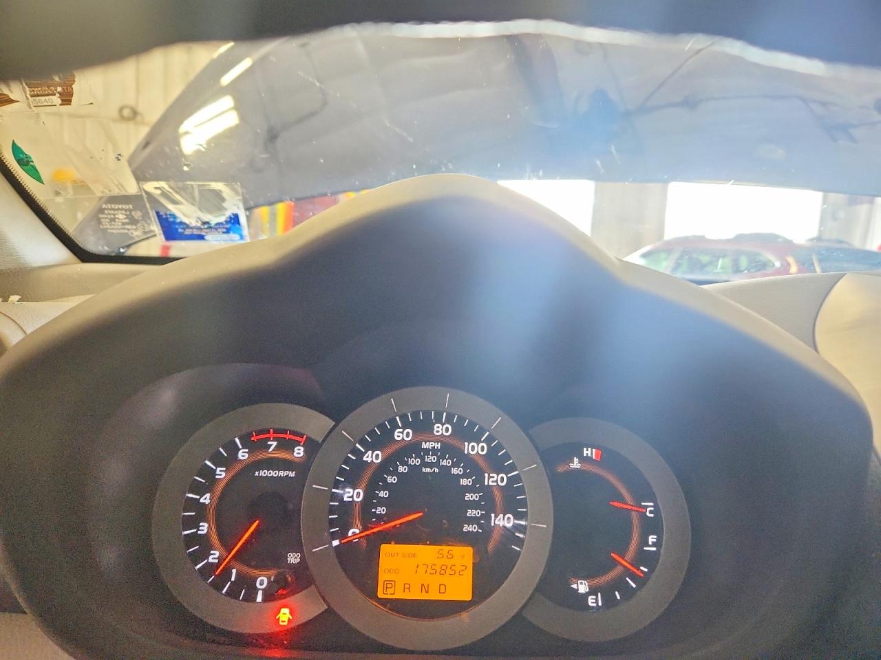 Toyota RAV4 Base
