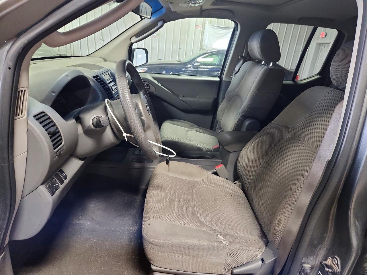 Nissan Frontier Se