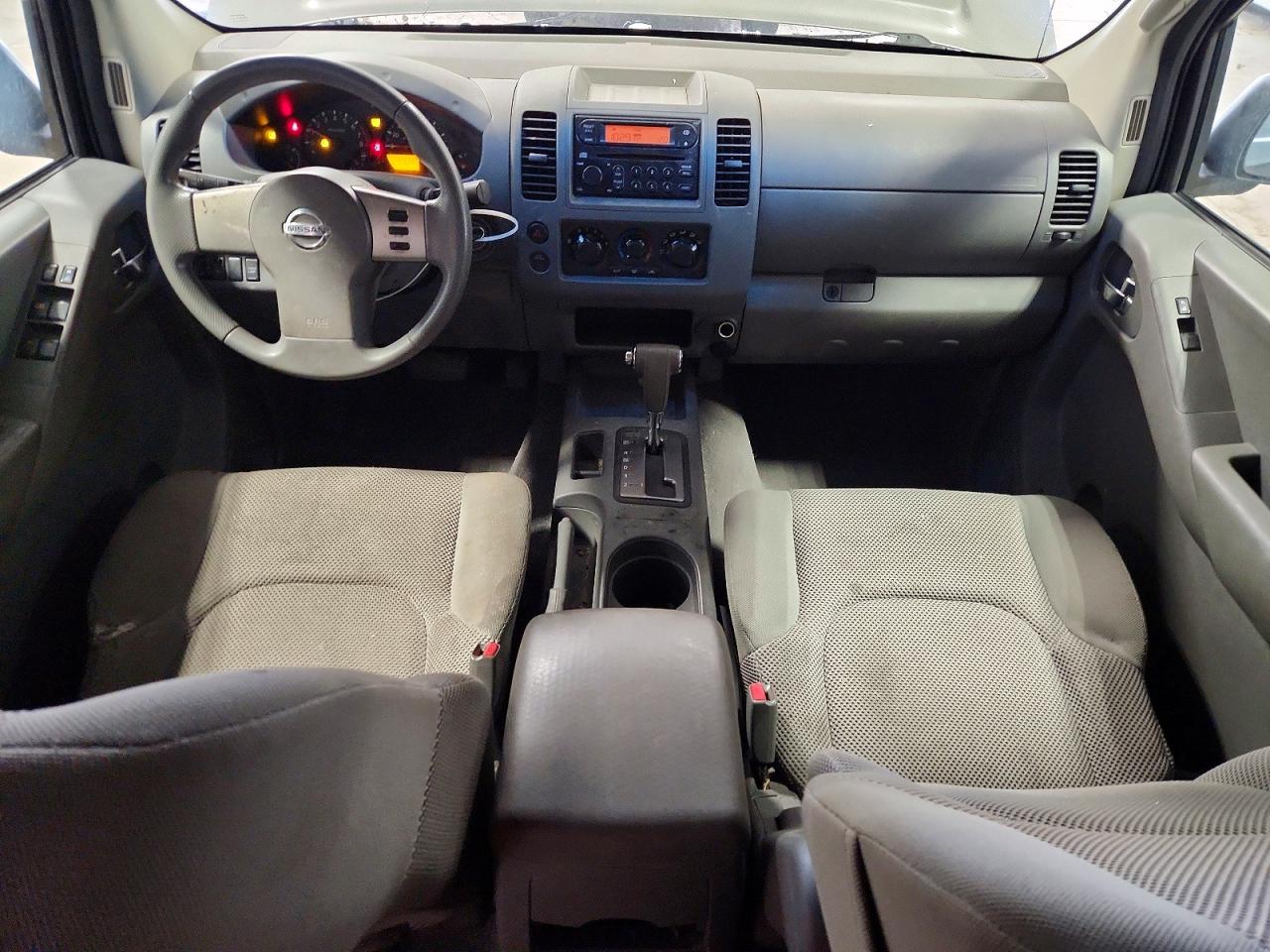 Nissan Frontier Se