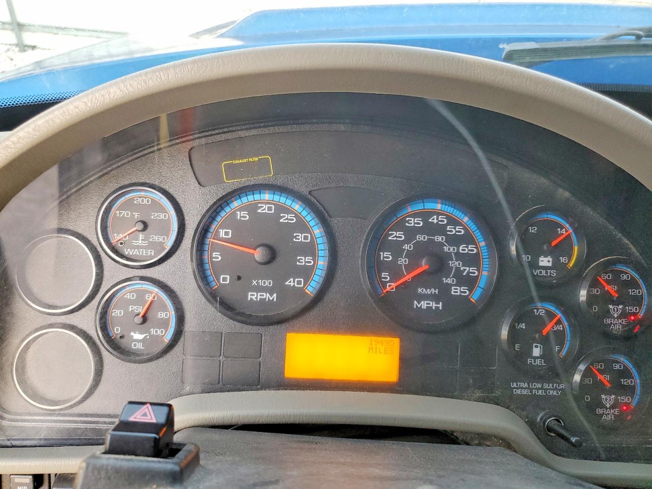 International 7000 7400