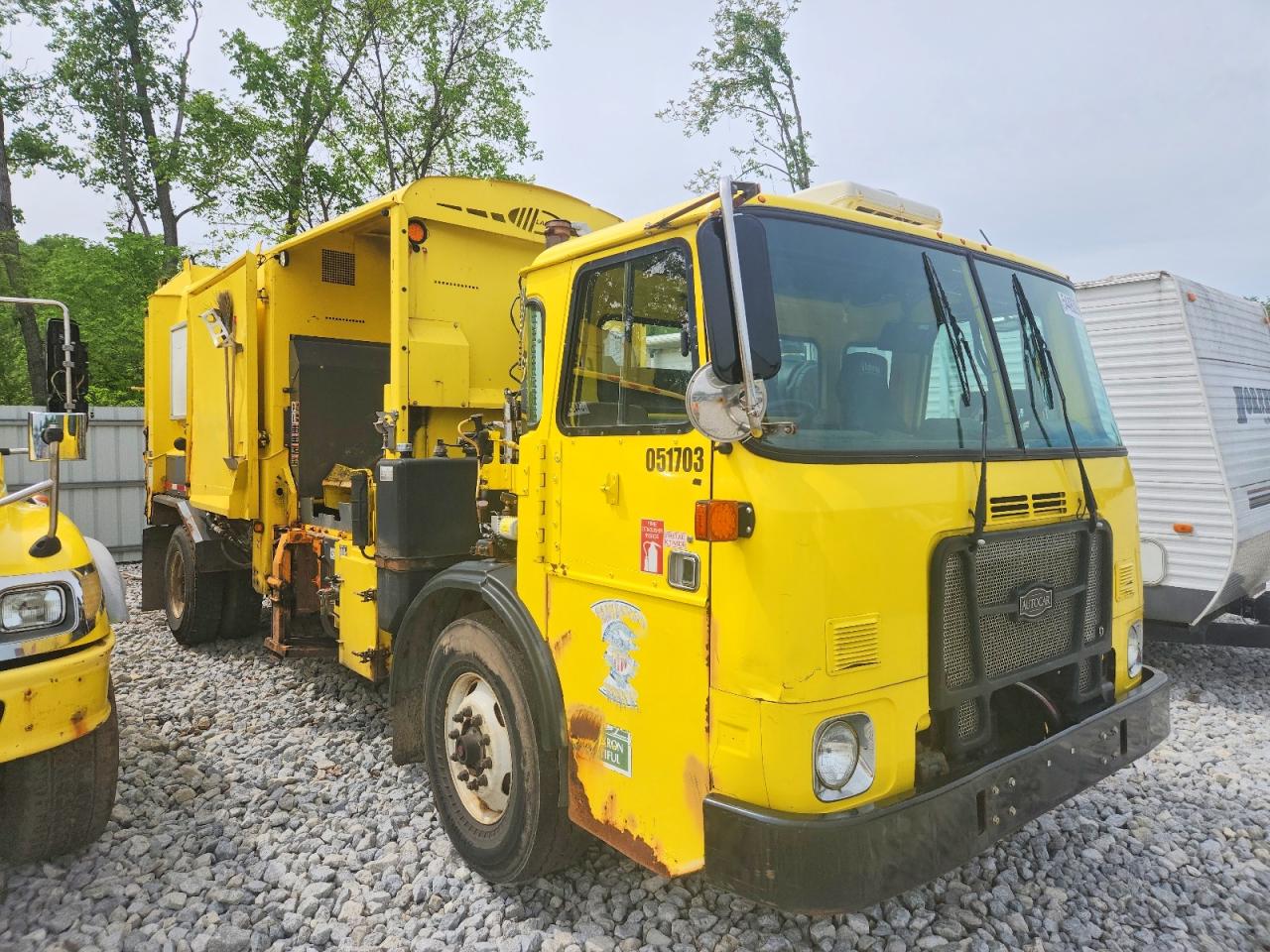Salvage Autocar Xpeditor Image